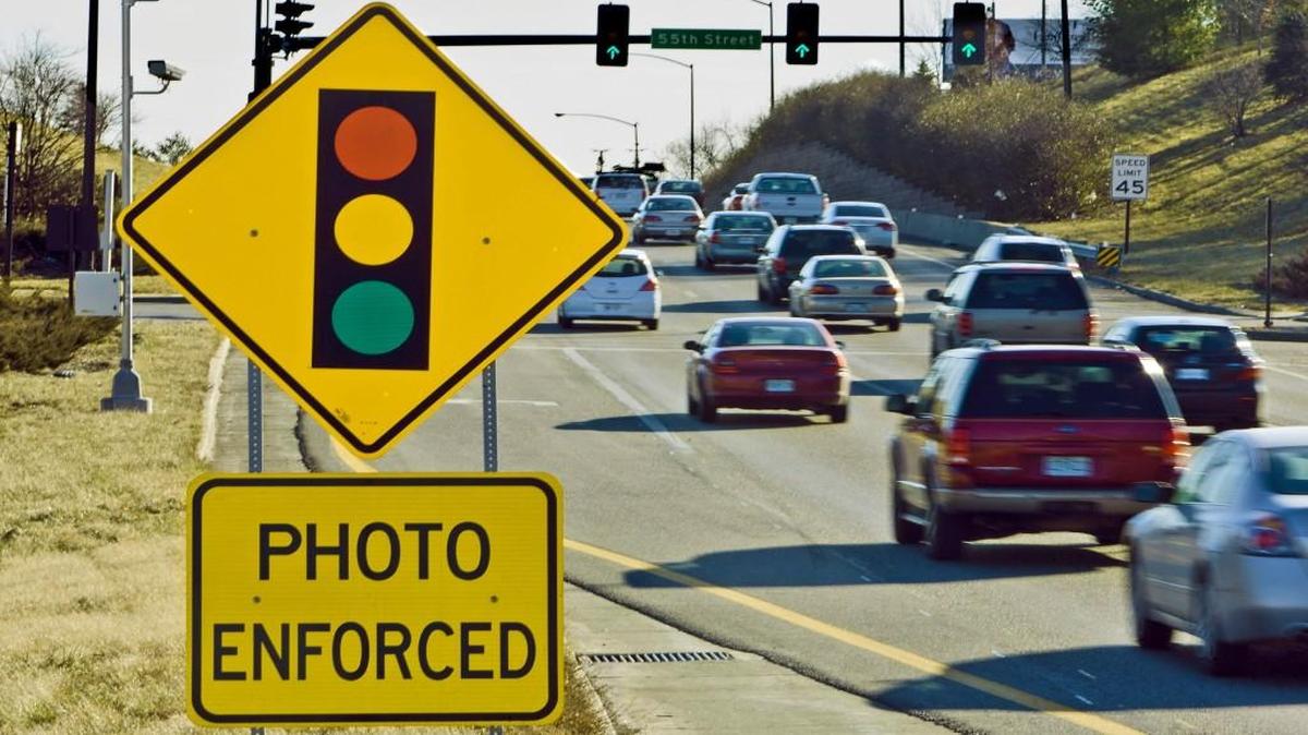 Kansas City began its red light camera program in 2009 and for several years had 29 cameras at 17 of the city’s most treacherous intersections. But the city suspended the program in November 2013 because conflicting court rulings cast doubt on the proper enforcement approach.