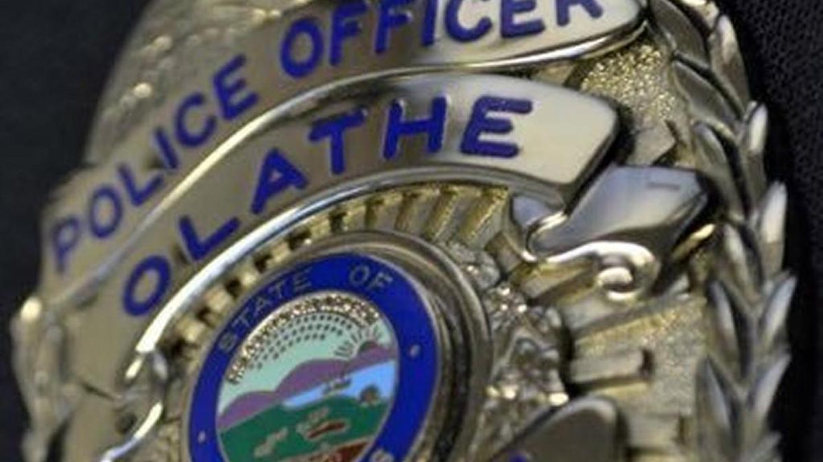 On Sunday night, Olathe police fatally shot Walter R. Echols, of Cypress, Texas, as he ran toward the entrance of a Wal-Mart with a “blunt object.”