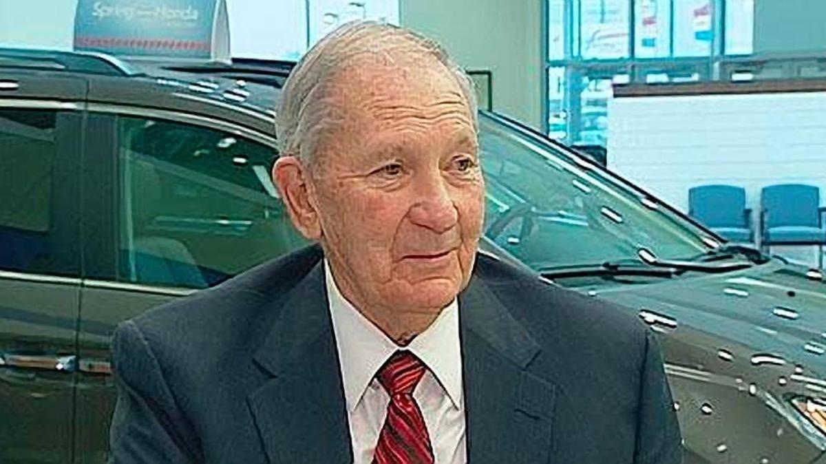 Auto dealer Frank Ancona in Olathe is dealing with the fallout after a KKK leader with the same name was found slain in Missouri last weekend.