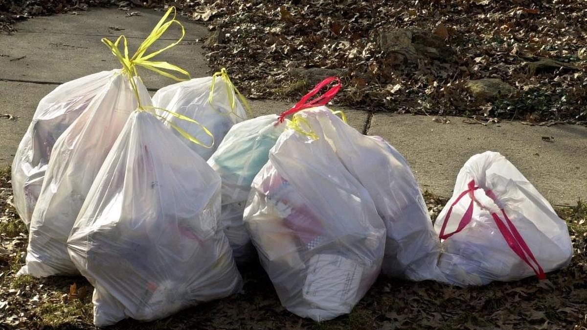 Trash collection will be delayed for holidays in 2022.