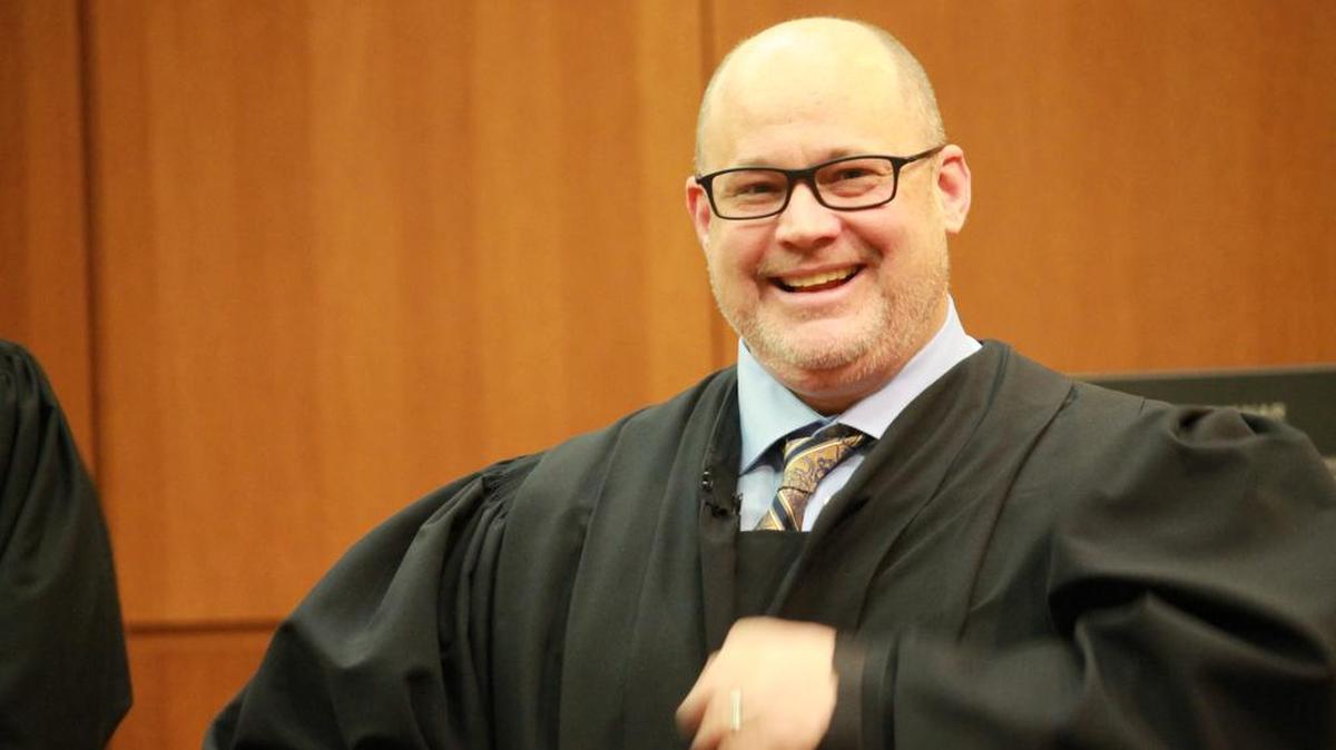 Jason Howell has been appointed as the newest associate circuit court judge for Missouri’s 17th Judicial Circuit Court. Howell will hear cases in family court as well as juvenile court in Division 6.