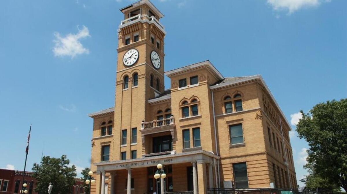 The Cass County Auditor’s Office recently released a memo addressed to the county commission noting “several problems” during a three-month review of an imprest account used by the public administrator’s office. The auditor’s office said the review showed multiple issues with the account, including math errors and use of county funds to purchase gifts on behalf of wards and office supplies. Melody Folsom, the public administrator, said the account is for “client purchases” and office supplies, and was provided to her office by the county a few years ago.