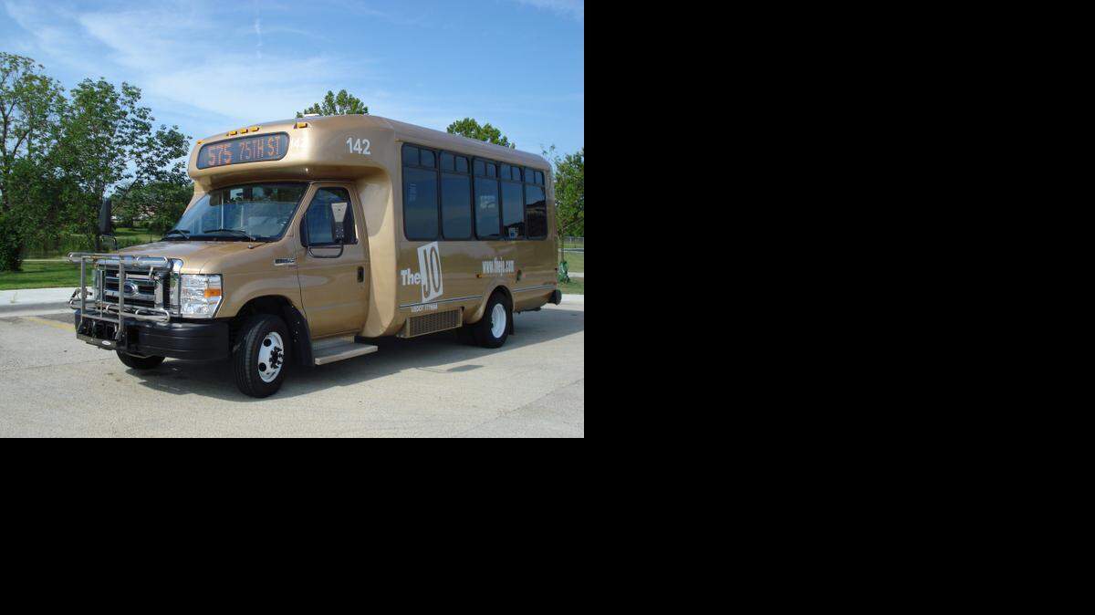 
The Special Edition service is a flexible form of transportation for people who would have difficulty driving. 

