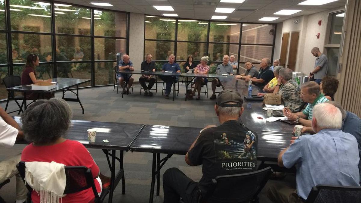 
Shawnee Mayor Michelle Distler’s (far left) met with about 25 residents recently to discuss a variety of city issues.
