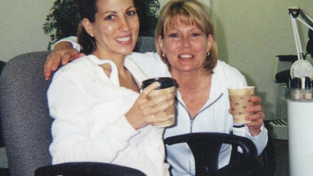 Kendra Mann O’Brien and Joan Mann enjoy a mother-daughter day out not long before complications from influenza took O’Brien’s life.