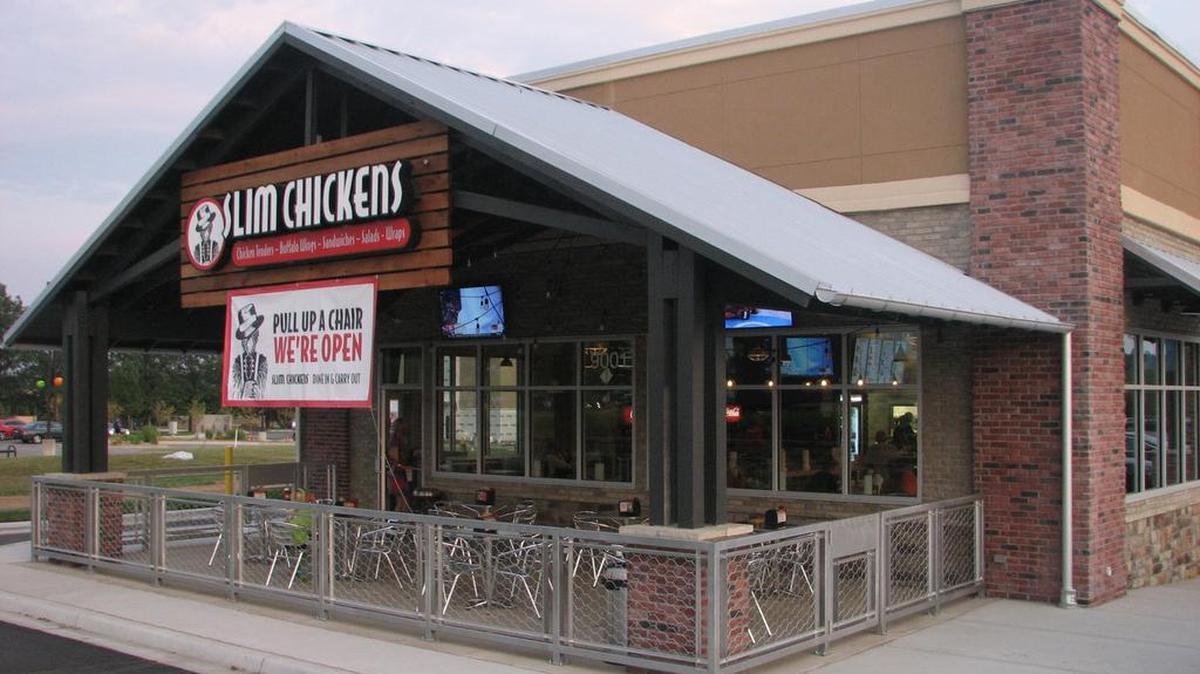 
Slim Chickens is now open at 9001 W. 135th St. in Overland Park.
