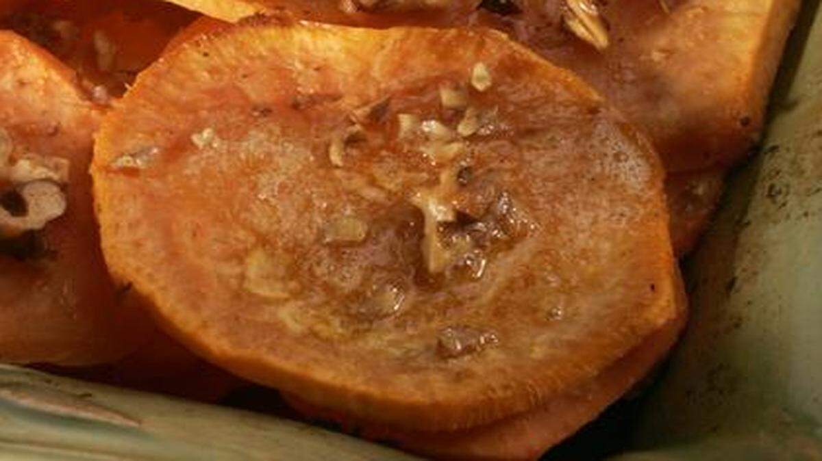 
The Star’s recipe for Ginger-Infused Baked Sweet Potatoes uses a syrup of apple juice, fresh ginger, honey, lemon juice and lemon zest for delicious sweet-tart results. 
