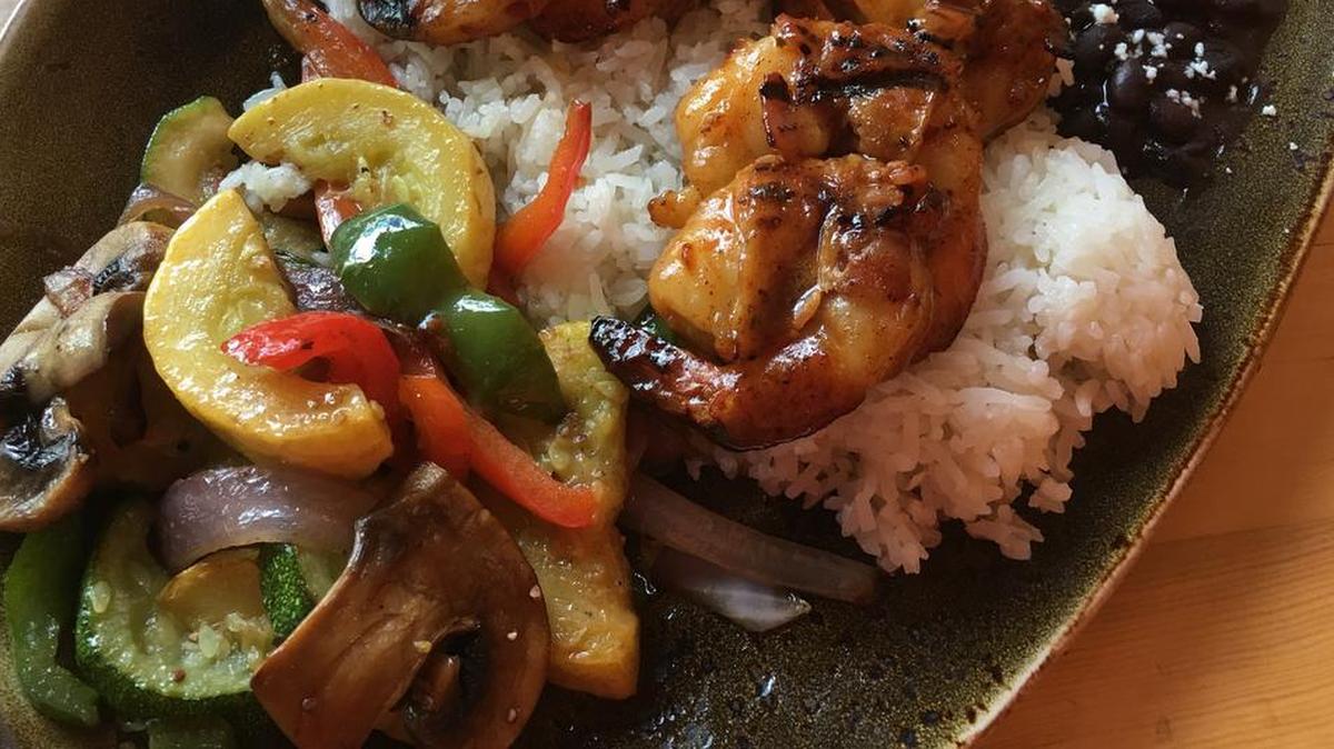 Coco Bolos closed its Overland Park location.