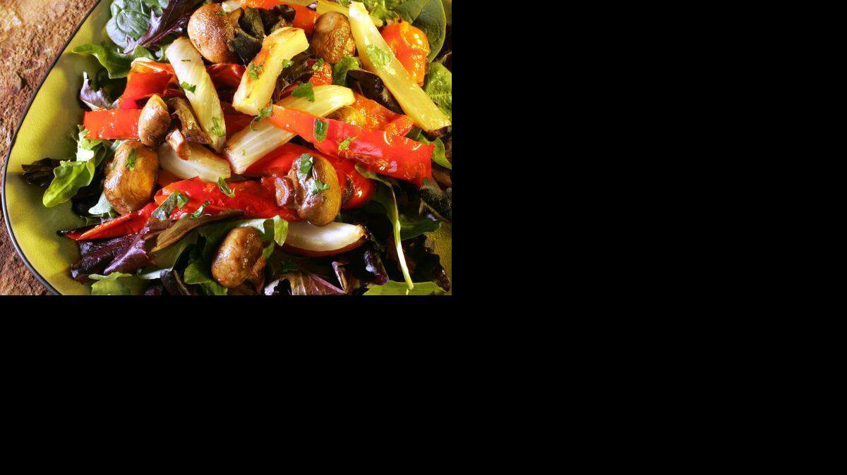
Enjoy the vibrant colors and a healthy dose of vitamin A with Roasted Fennel and Red Pepper Salad.


