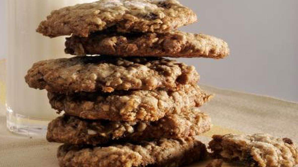 
These oatmeal cookies stack up as nutrition superstars.
