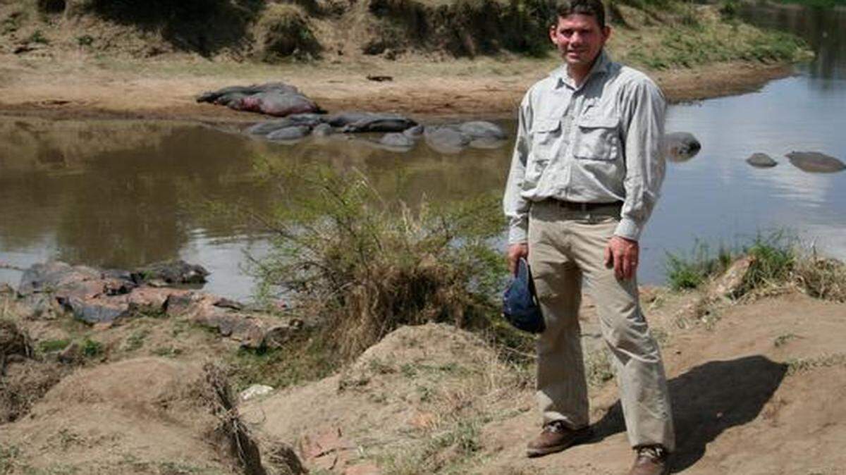 
Kevin Tubbesing took part in a mission to Nairobi, Kenya, as a technical adviser to Rotary International on a sewage, electricity and clean water project. 
