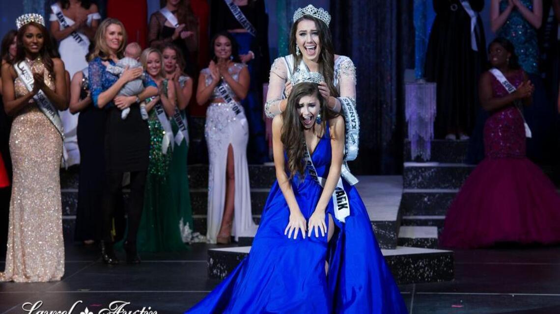 A ‘sister crowning sister’ moment