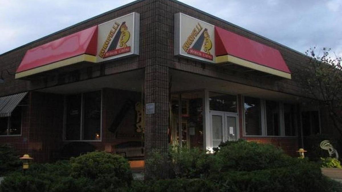 Cacao Mexican restaurant plans an early 2016 opening in the former Kokopelli building, 5200 W. 95th St.