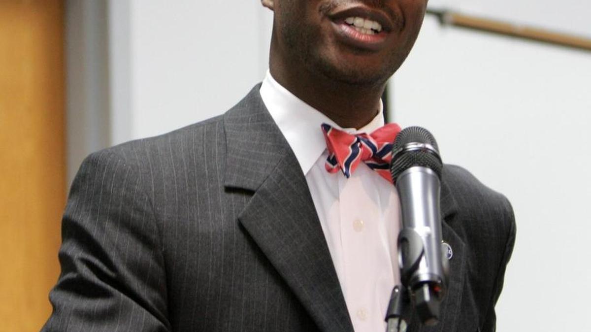 This year the chairman of the Scholarship Committee was again Kirk Nooks, president of MCC-Longview.