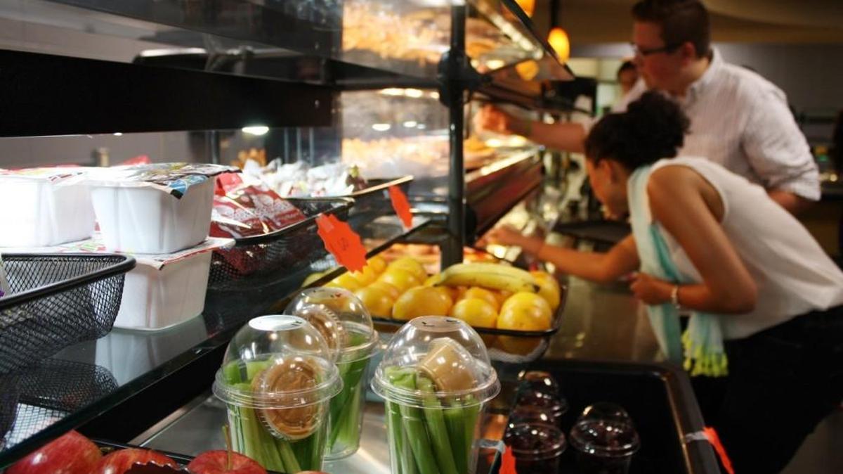School lunch prices are rising slightly in R-7.