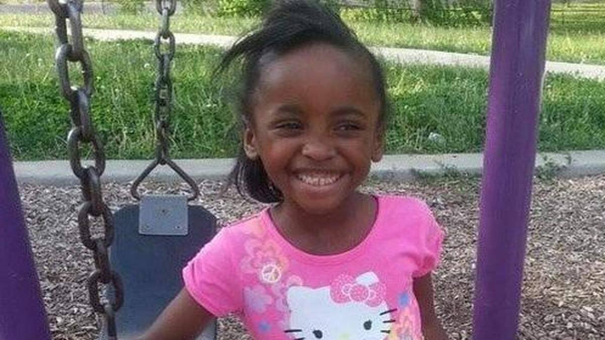 
Tips are coming in to the Ad Hoc Group Against Crime, but police say they still need more help from the community to bring justice for Angel Hooper, who was killed outside a Kansas City convenience store last week.
