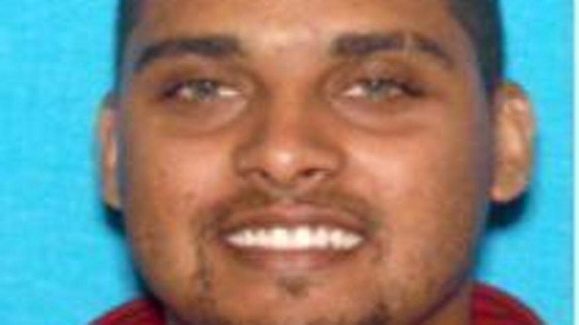 
Robert Caldwell, 25, has been charged with carjacking, using a firearm during a violent crime and being a felon in possession of a firearm in Kansas City.
