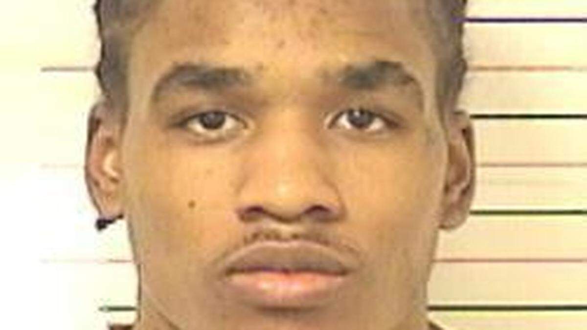 
D’Shawn L. Marchbanks Jr. of Kansas City was shot Friday when someone riding in a Dodge Durango pointed a gun out a window and fired at Marchbanks’ car. Marchbanks died after being taken off life support.
