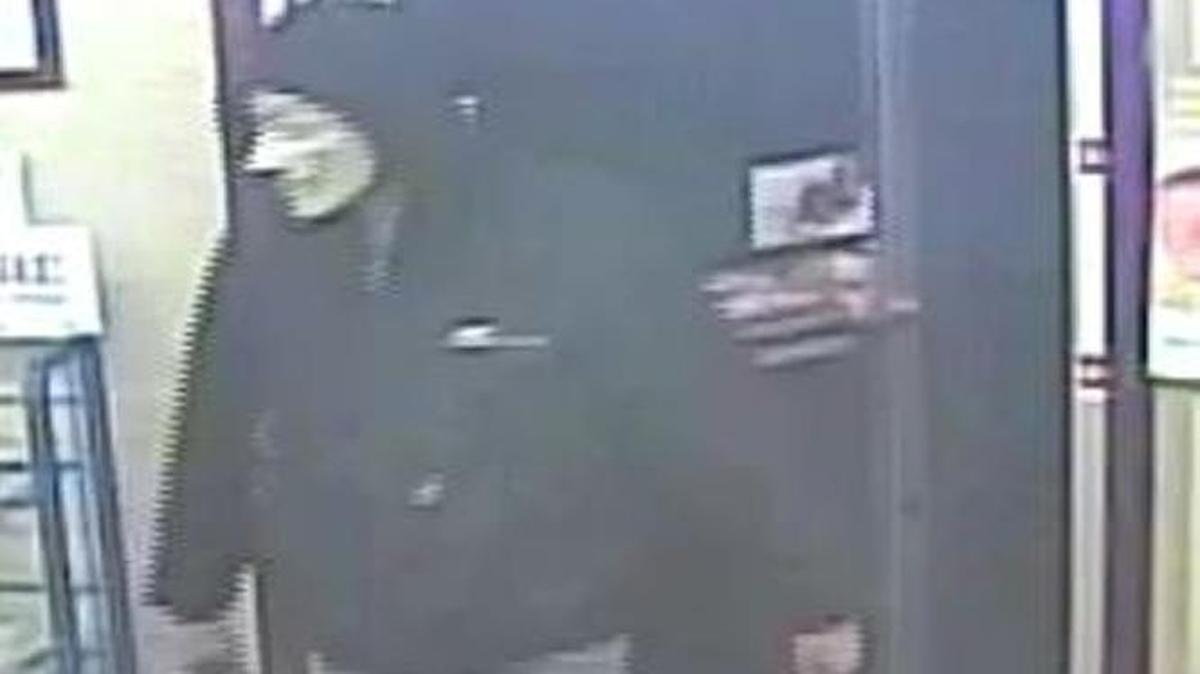 The Bureau of Alcohol, Tobacco, Firearms and Explosives is offering a reward for information leading to an arrest in the armed robbery of a convenience store Jan. 31 in Richmond, Mo.