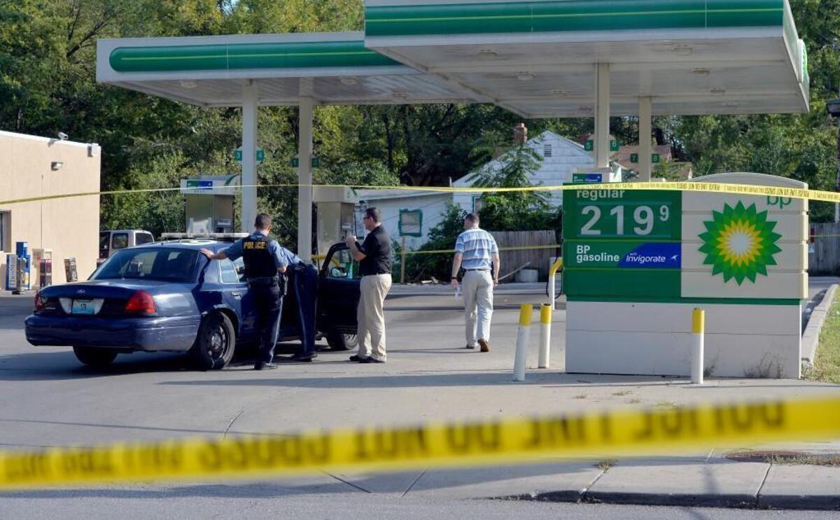 
Kansas City police pursued a suspected stolen car across the city Wednesday before stopping the car and detaining several people. This is the scene where shots were fired at 45th and Cleveland.
