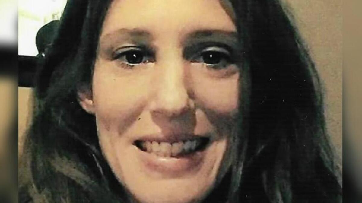 Jaclyn Russell Burkhart, 32, died one week after being shot near 39th and Jackson Avenue in Kansas City. She was a mother of two living in Blue Springs.