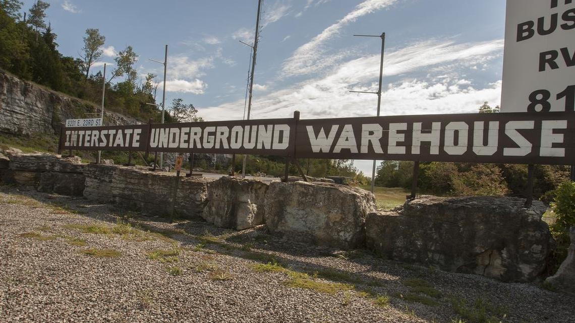 
While investigating a stolen car operation in a cave, Jackson County sheriff’s deputies found two siblings who appeared to be living in a crate.
