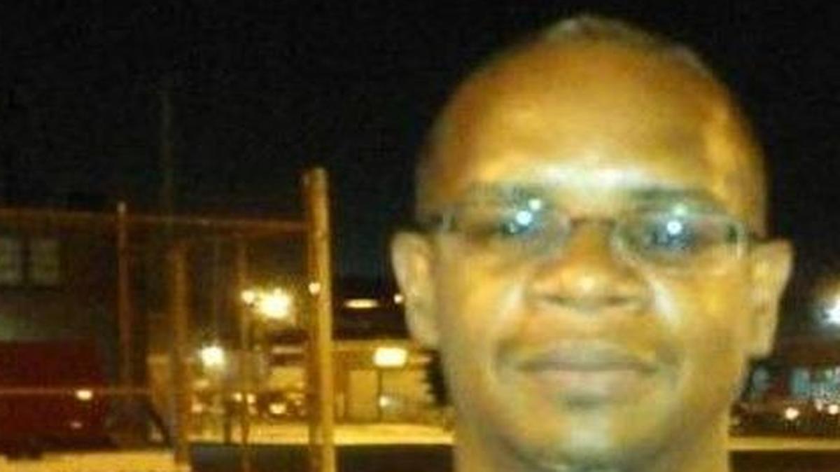 
Lonzell J. Davis, a barber and avid runner who had worked hard to turn his life around after graduating from the recovery program at the Kansas City Rescue Mission, was killed Sunday at age 42 when a car driven by a teenager the wrong way on a one-way street struck him.

