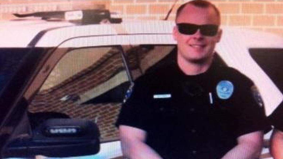 
A fund to help cover expenses for a Pleasant Valley Police Officer Jacob Baldwin has been set up at a local credit union.
