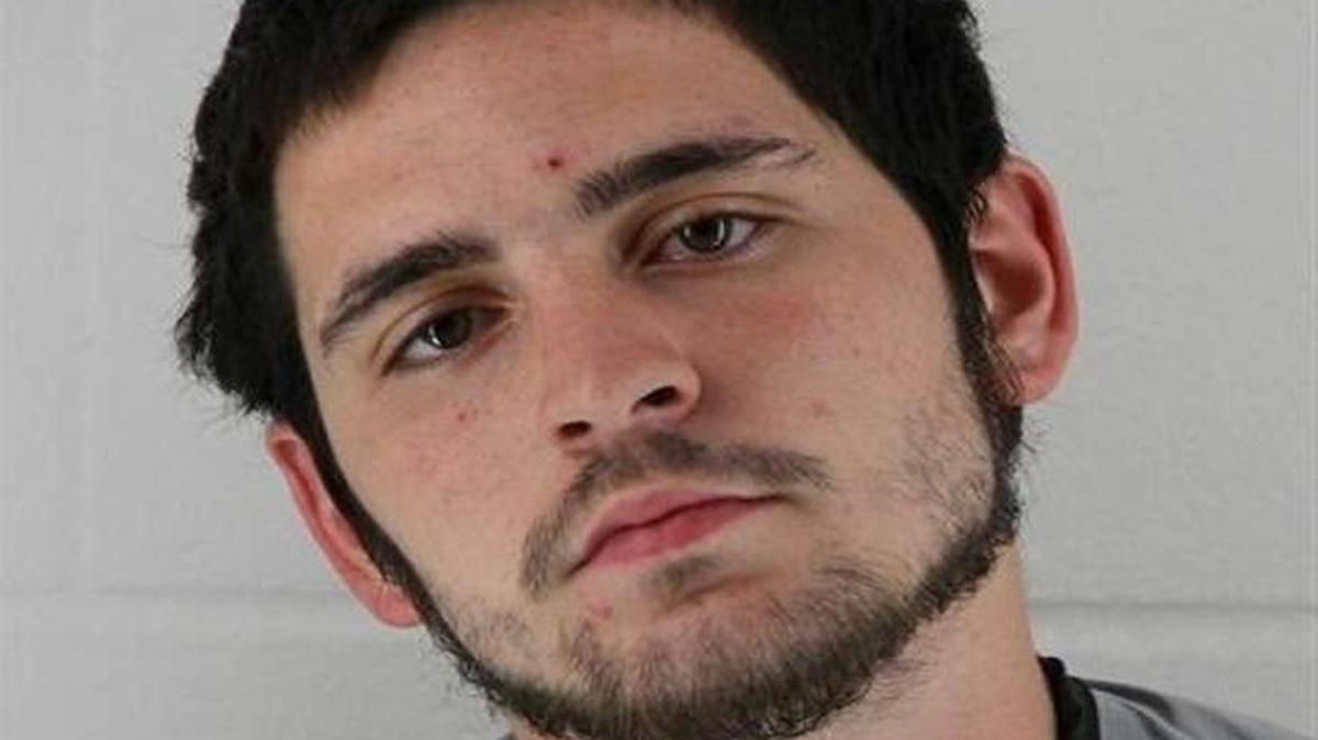 
Police want to talk to 19-year-old Andrew “Drew” Valentino Williams, who may have been wounded in the shooting.

