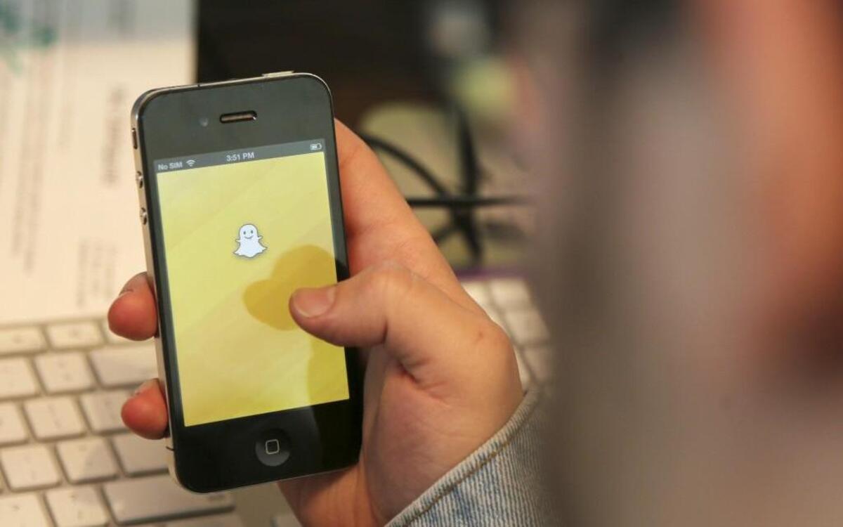 An alleged Snapchat message threatening violence at Belton High School has led to a student’s arrest. Jashon Jevon Taylor is being charged with making a terrorist threat, which is a felony.