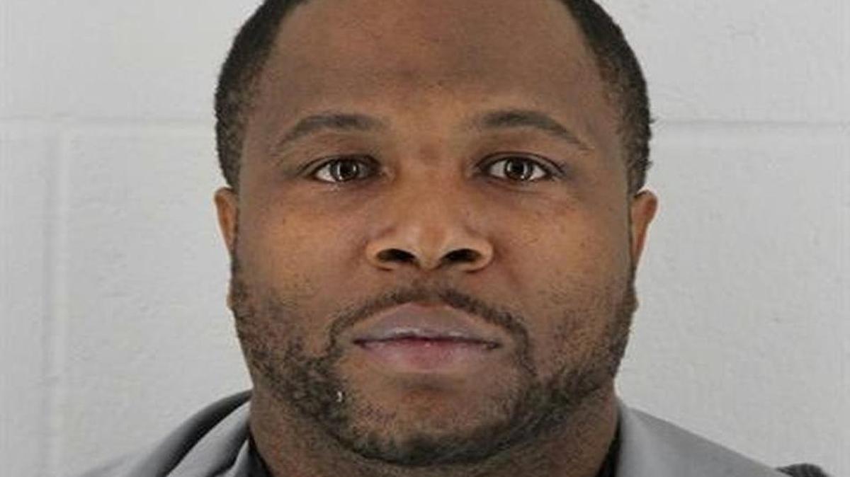 Dale Maurice Willis, 34, of Kansas City, has charged with first-degree murder in the Sept. 16 shooting death of musician Jurl L. Carter outside the Roxy, a bar at 7230 W. 75th St. Willis made his first court appearance Monday, and bond was set at $15 million.