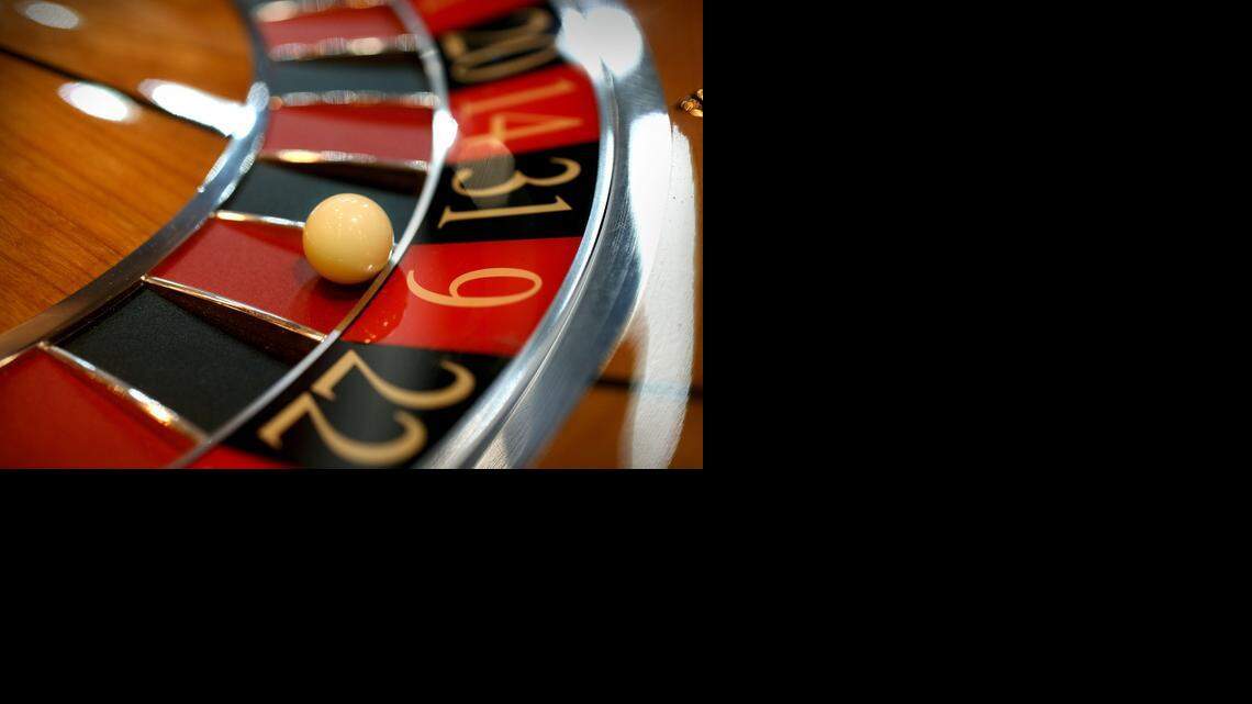 
A Kansas City man with $1,900 in his pocket was assaulted and robbed early Sunday after leaving a casino with a woman he had met. Two men set upon him in the 2700 block of Garfield Avenue, struck him on the head and took his money before fleeing with the woman, who had set him up.
