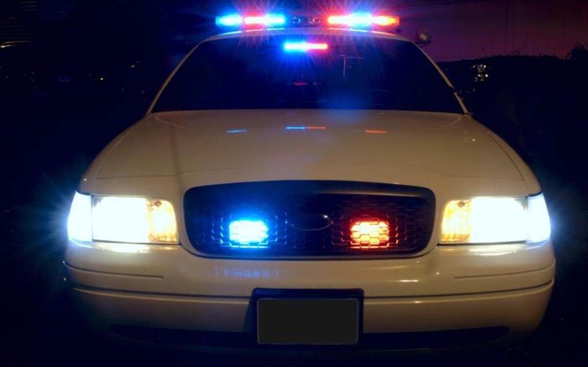 Police were investigating a shooting that injured a man Tuesday night in Grandview. Officers found the victim in a vehicle about 10:30 p.m. in the 11900 block of Newton Avenue.