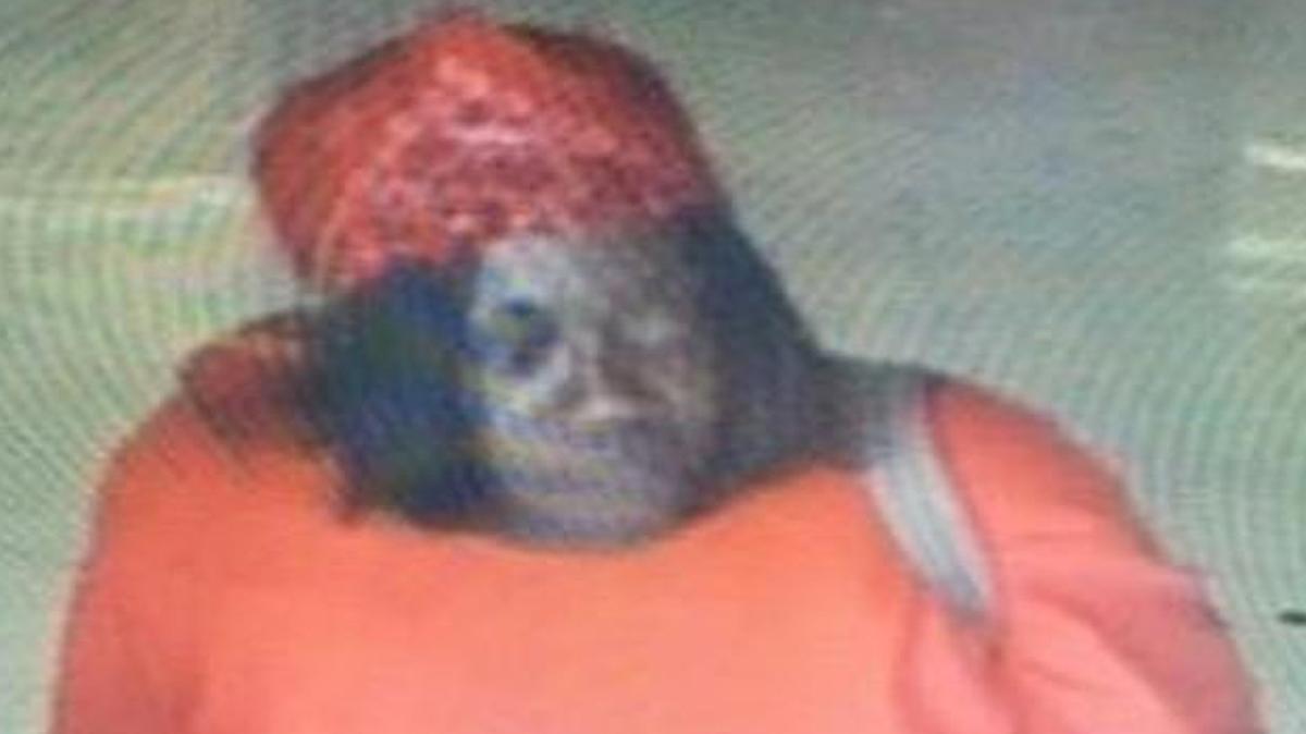 Fire officials in Kansas City, Kan., are asking for the public’s help in finding a person who is wanted in connection with three fires started Saturday at area grocery stores.