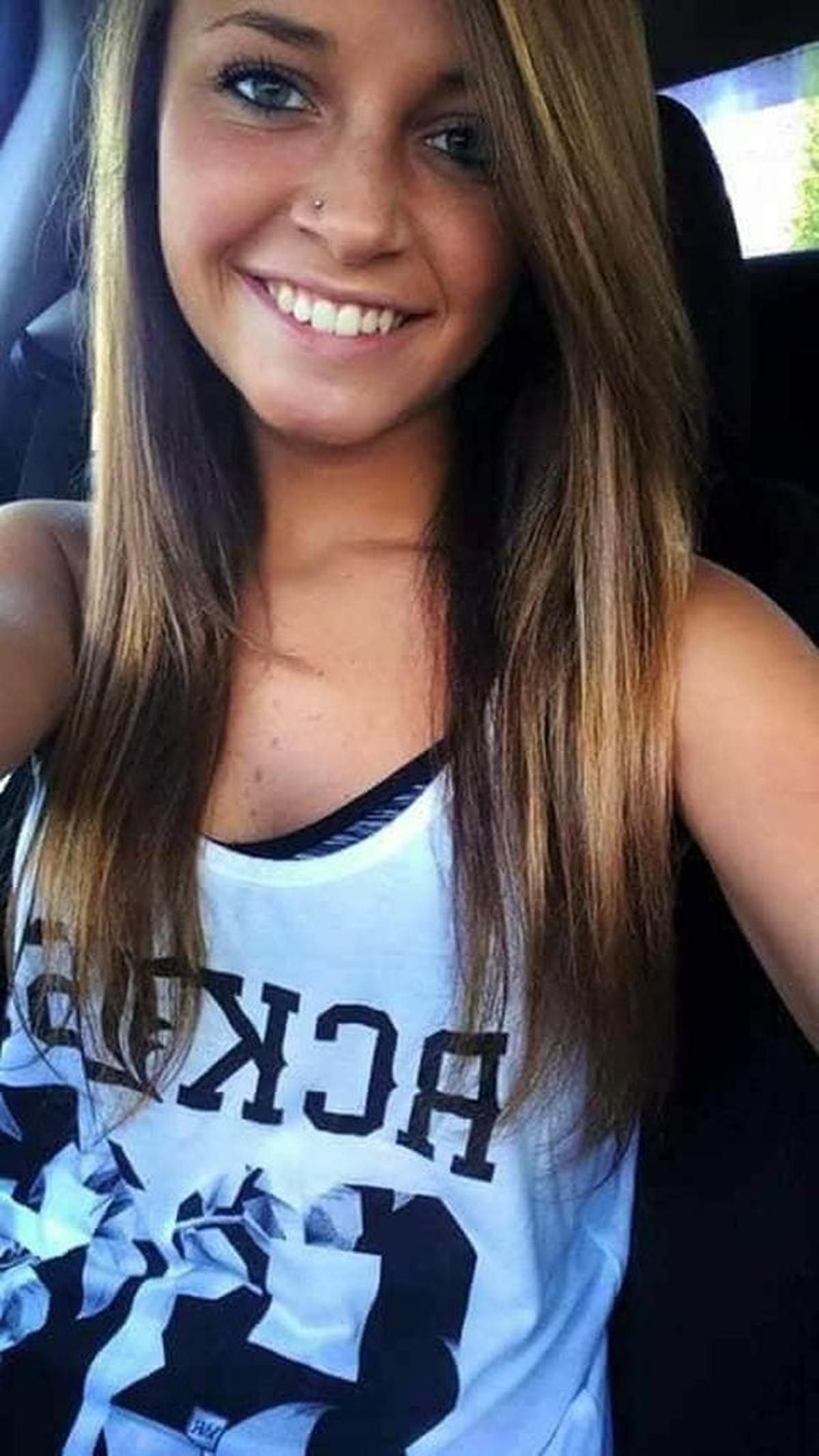 Samantha Huntley was 20 years old when she overdosed. Her mother said a car crash when her daughter was 16, and the pain pills prescribed to her as a result, likely sparked her addiction.