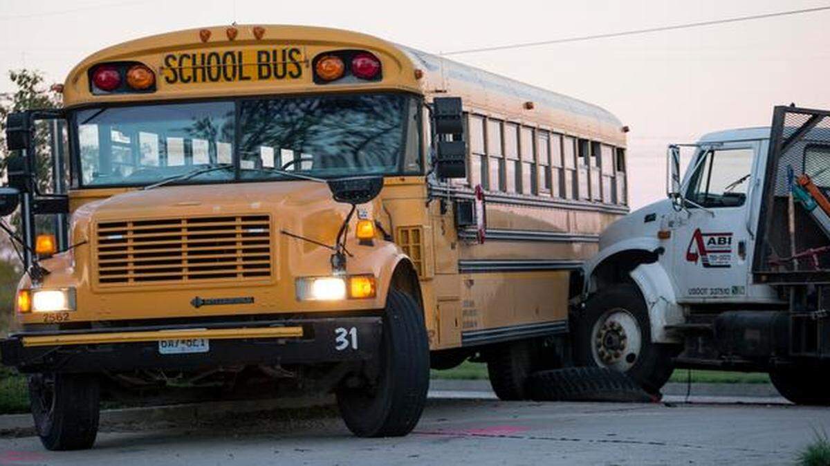 
Thirteen students on the Raymore-Peculiar High School girls volleyball team were taken to hospitals after their school bus crashed with another vehicle Monday afternoon in Lee’s Summit. None of the injuries was thought to be life-threatening.
