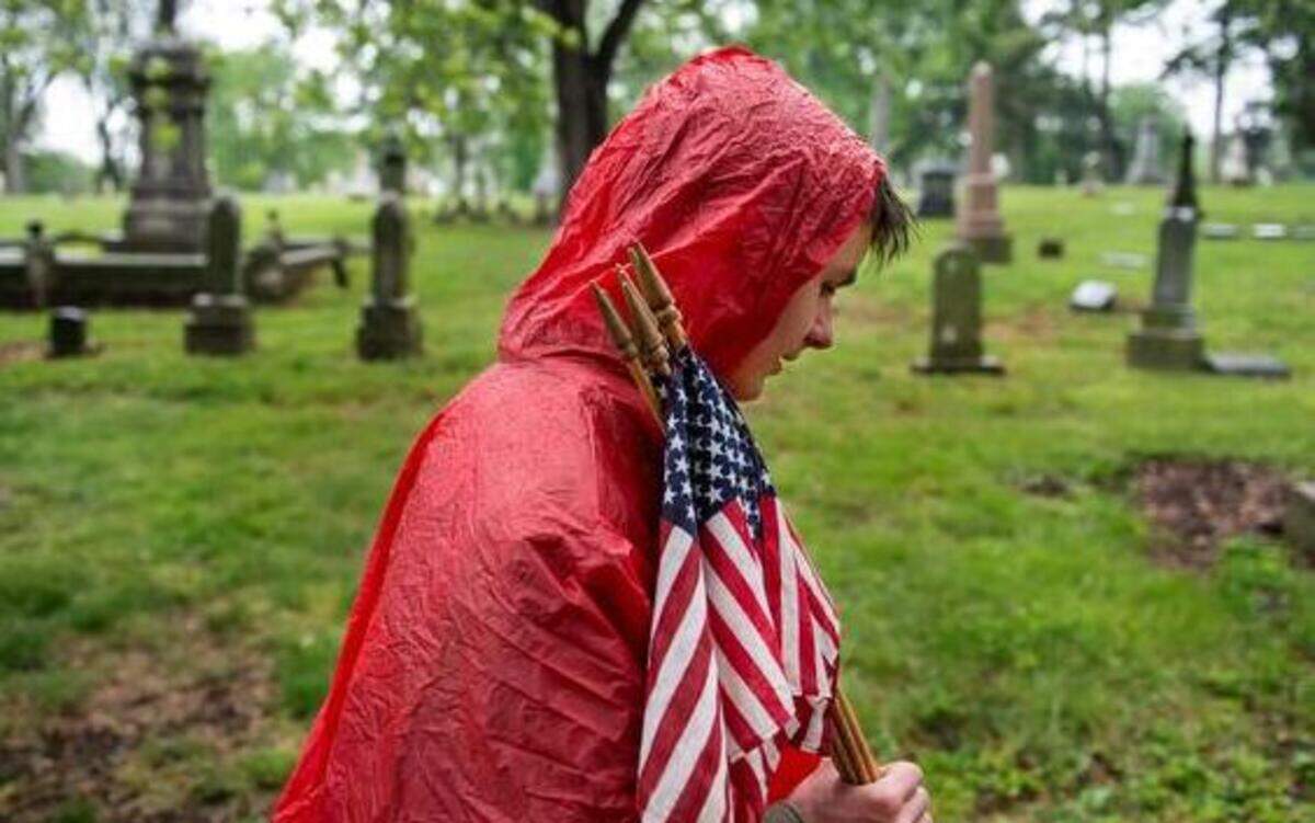 
On Saturday, Boy Scouts placed flags on graves in Union Cemetery.
