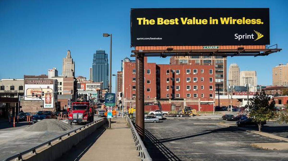 
This billboard at 20th and Main streets in downtown Kansas City is holding up a construction project as the subject of a lawsuit; the city wants it removed. The case is underway in Jackson County Circuit Court.
