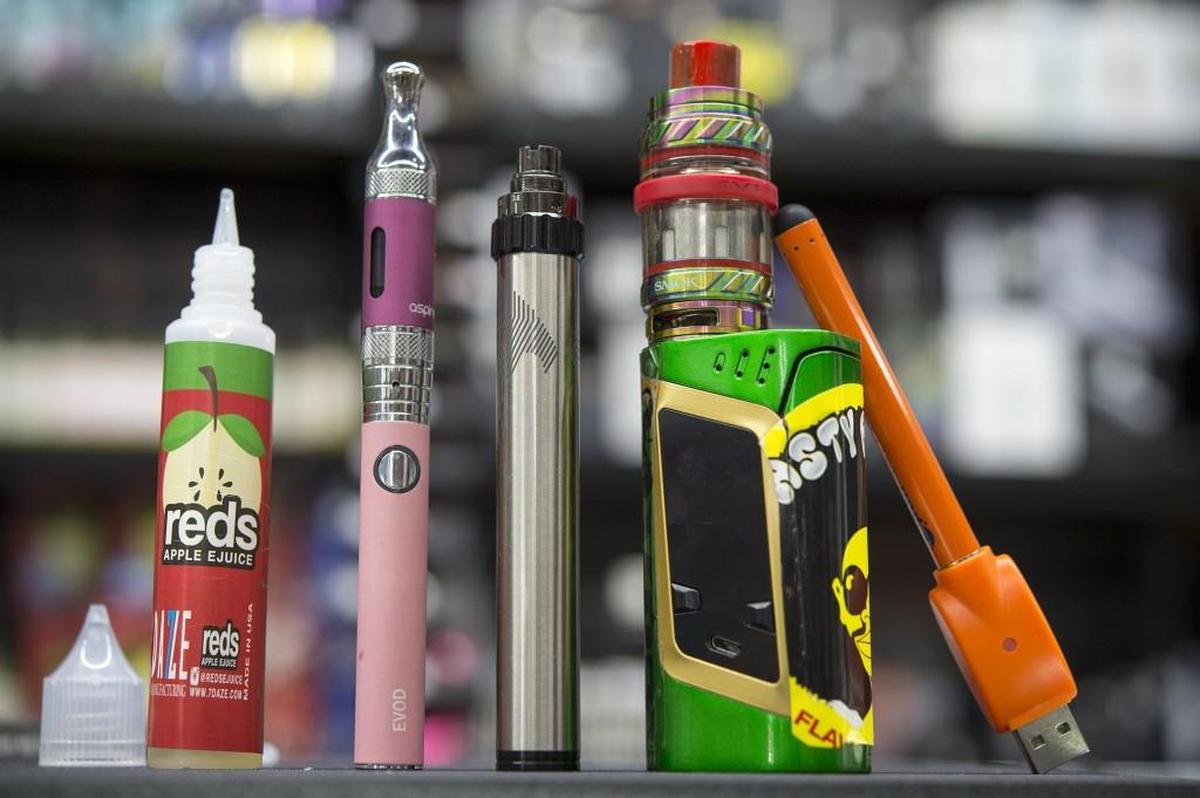 Electronic cigarettes with USB chargers have become popular among high school students.
