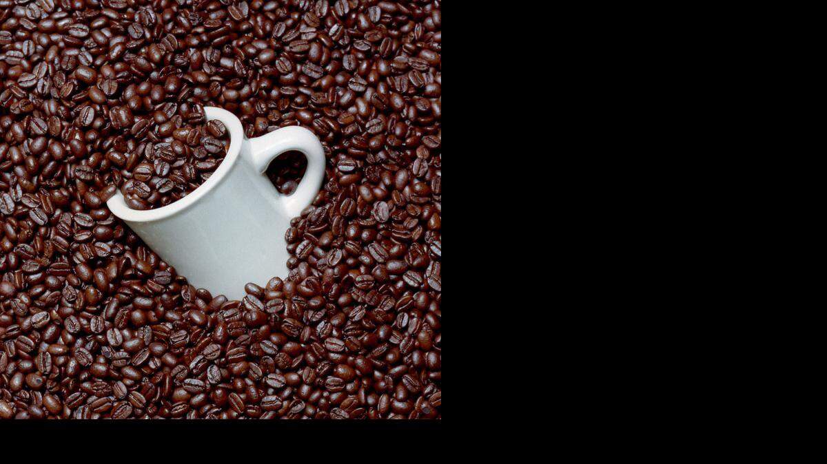 
A recent study conducted in Australia found that the color of a mug can affect the perceived taste of coffee. 
