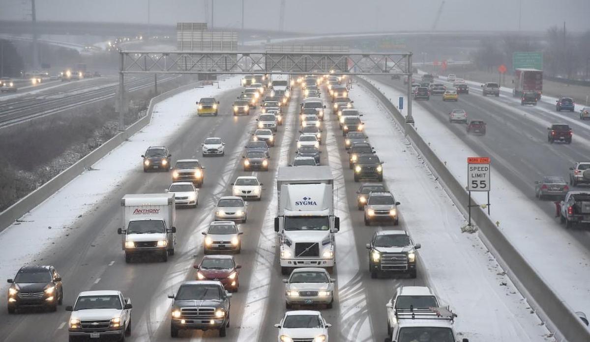 A winter storm in January 2022 left hundreds of motorists stuck in the snow for hours along Interstate 95 in Virginia. Here’s how to prepare in case something similar happens in Kansas City.