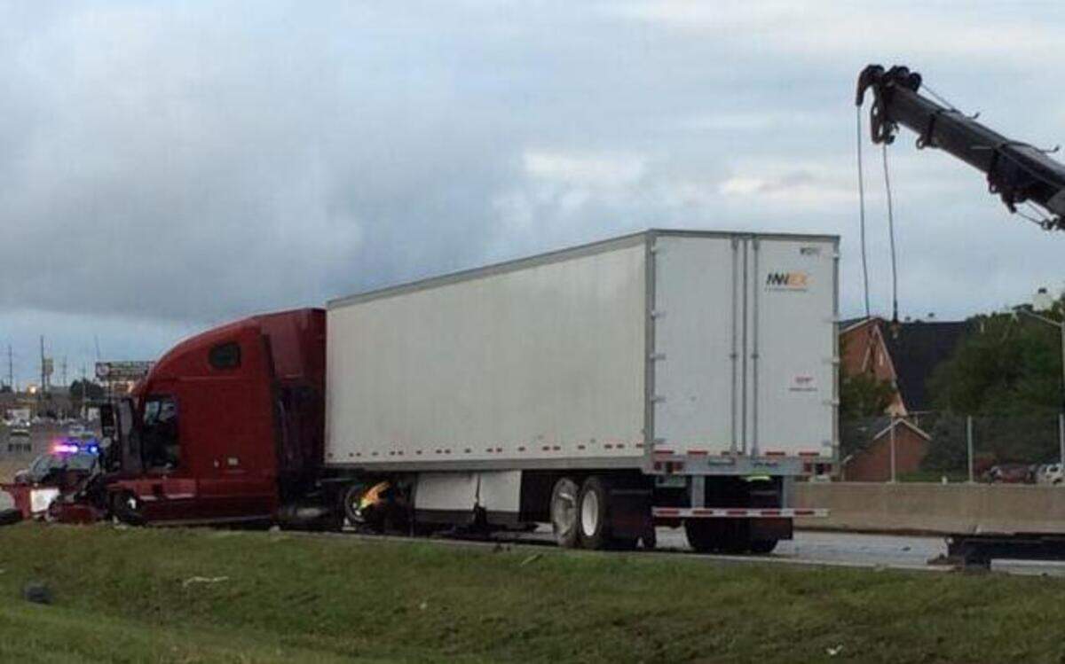
A crane worked to clear Interstate 29 Friday evening after a semi wreck near Missouri 152.
