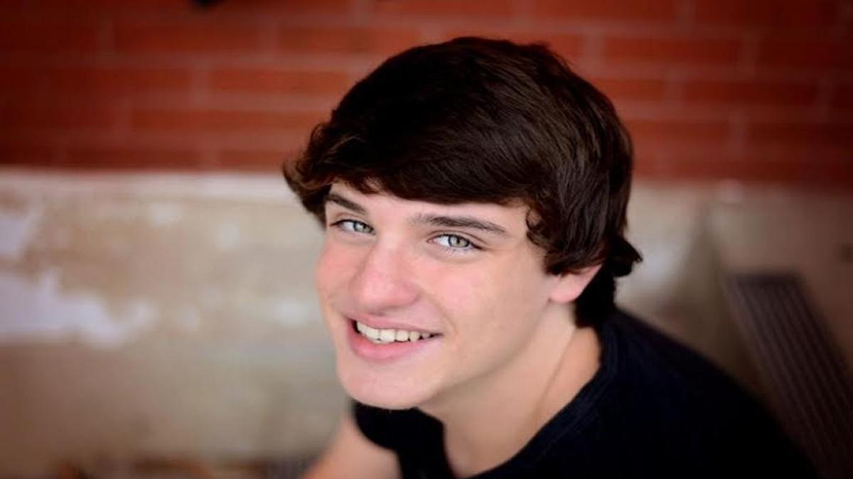 Nathan Giron’s senior photo
