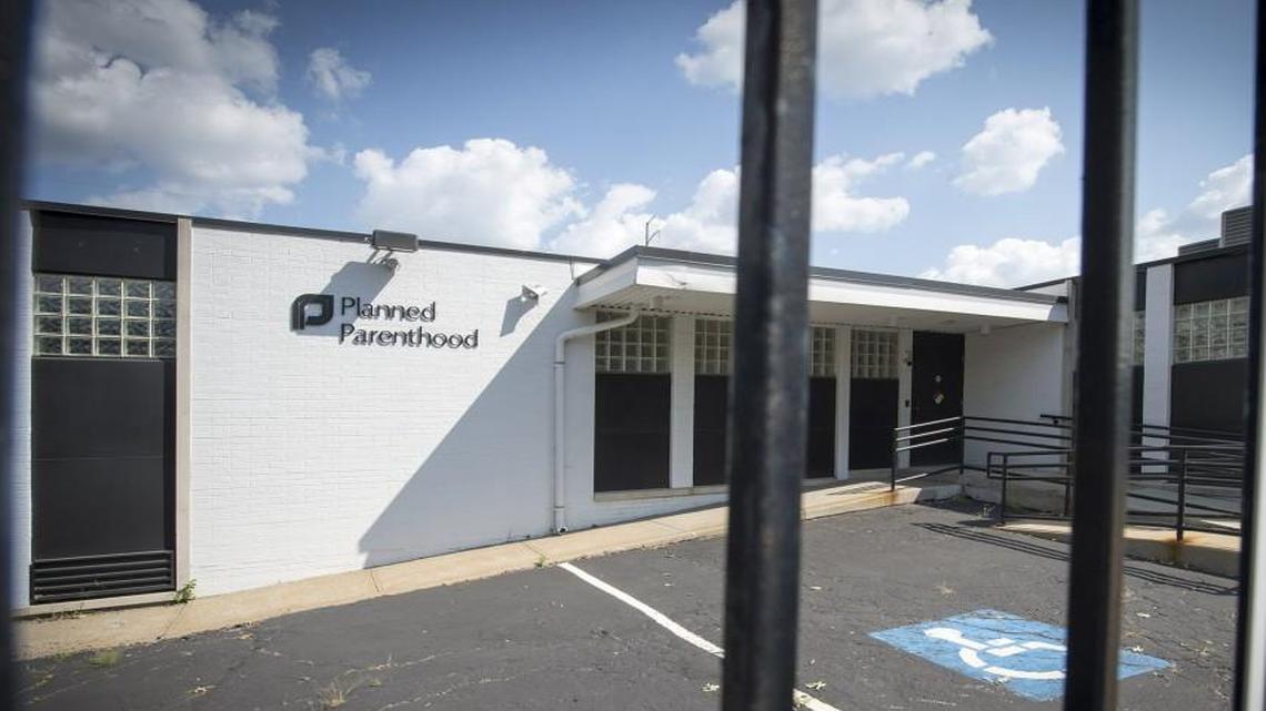 Planned Parenthood, 1001 Emanuel Cleaver II Blvd. in Kansas City, plans to resume abortions at the clinic in Kansas City.