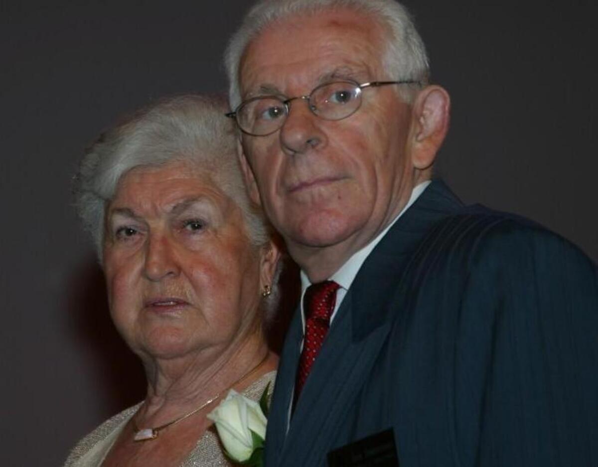 Isak Federman has died. He’s pictured here in an undated photo with his wife, Ann, at an event for the Midwest Center for Holocaust.