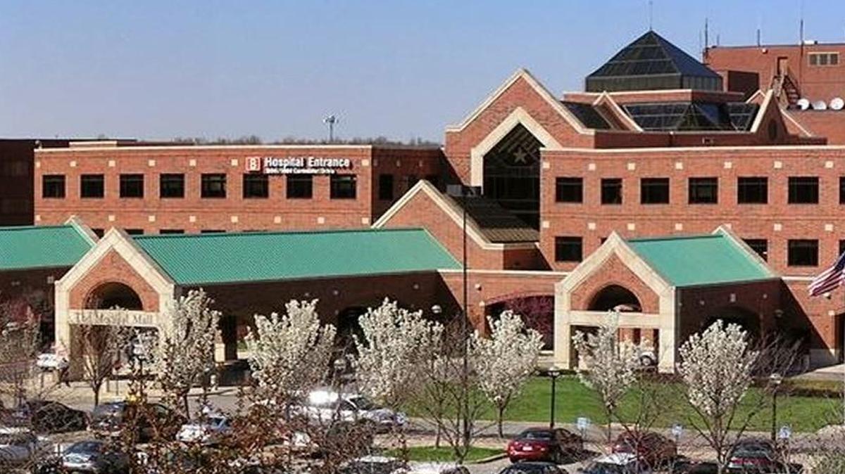 St. Joseph Medical Center will close its birthing center Oct. 31, the hospital announced Tuesday.