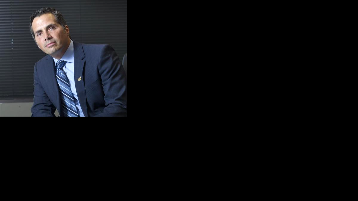 
Dave Helling writes: Running as an independent for a U.S. Senate seat from Kansas, Olathe businessman Greg Orman faces long odds, but not impossible ones. Orman’s first task — getting on the Nov. 4 ballot — is relatively easy. Then the campaign gets a lot harder.

