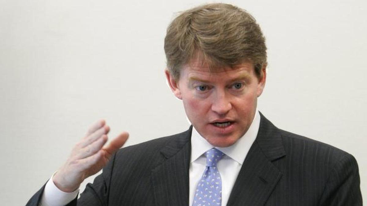 
Missouri Attorney General Chris Koster, a Democrat, on Monday issued findings of an investigation into Planned Parenthood. After examining documents from 317 separate abortions, it found no evidence that the organization’s St. Louis clinic sells fetal tissue in violation of state law.

