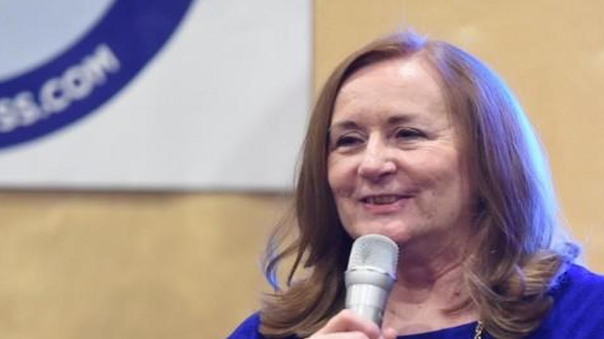 Democratic candidate Vicki Hiatt is seeking a recount in her Kansas Senate race, which she lost to incumbent Republican Mary Pilcher-Cook.