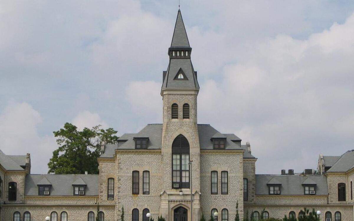 
Kansas State University is the first of the area’s large four-year public institutions — including the University of Kansas, the University of Missouri, the University of Central Missouri and the University of Missouri-Kansas City — to make public the results of a comprehensive campus climate survey. Each said it is in the process or planning to do a survey.

